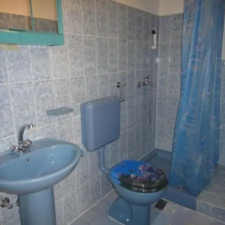 Seafront Pretner - With Balcony And Sea View