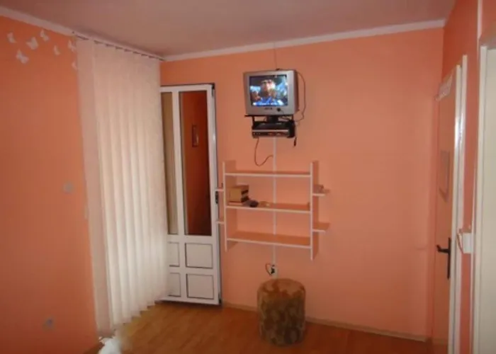 公寓 Seafront Pretner - With Balcony And Sea View *