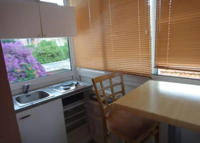 公寓 Seafront Pretner - With Balcony And Sea View 奥瑞比克